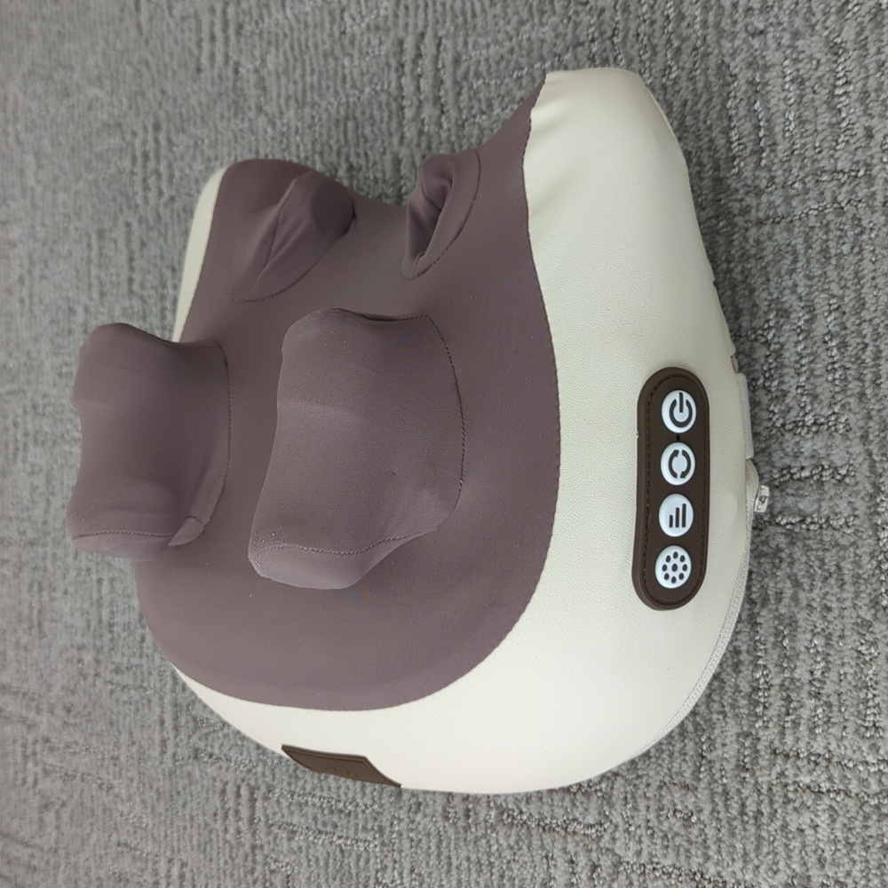 HiZoo Neck Massager - Picture 3 of 4
